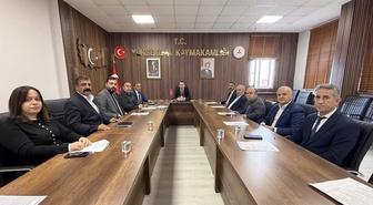 Yüksekova SYDV Heyeti, 1930 aileye 3 milyon 917 bin 56 lira yardım kararı aldı