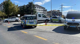 Ankara Çankaya'da otomobil motosikletle çarpıştı, 1 kişi hayatını kaybetti