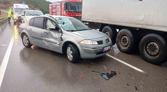 Erzurum Aşkale'de tır, kamyon ve 2 otomobilin karıştığı kazada can kaybı yaşanmadı