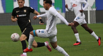 Hazırlık maçında Çaykur Rizespor, Boluspor'u Olawoyin'in iki golüyle 3-0 yendi.