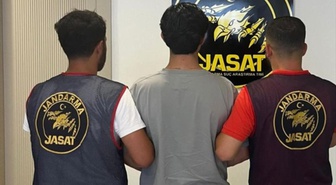 Jandarma, Adana Ceyhan'da 20 yıl 3 ay hapis cezası olan firari hükümlüyü yakaladı