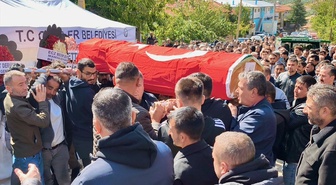 Manisa Soma'daki maden göçüğünde ölen İsa Olcay, Kütahya Gediz'de toprağa verildi
