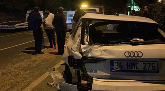 Sarıyer'de sıkıştırılan otomobil park halindeki 6 araca çarptı, 1'i ağır 3 yaralı