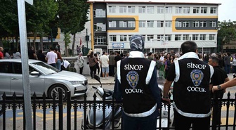 Sinop'ta okul servisleri ve çevre denetimleri jandarma, emniyet ekiplerince sürüyor
