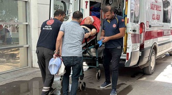 Adıyaman'da 65 yaşındaki kadın, elinden düşen bıçakla ayağından yaralandı