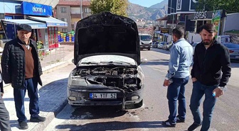 Amasya'da KPSS'ye giren gencin otomobili polis müdahalesiyle yanmaktan kurtuldu