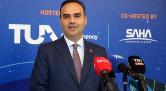 Türkiye Ay'a gidiyor! Bakan Kacır tarih verdi: Yüzde 87 yerli uzay aracı 2027'nin ilk aylarında Ay'a gönderilecek