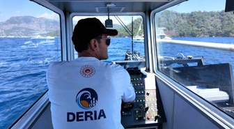 Bakan Kurum, Fethiye'de deniz süpürgesi ve atık alım gemisinin görüntülerini paylaştı