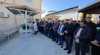 Bursa Karacabey'de boğazı kesilerek öldürülen Gökçe Alkan (18) toprağa verildi