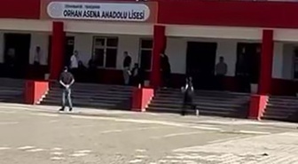 Diyarbakır'da KPSS'ye yetişmeye çalışan öğrenci merdivenlerde baygınlık geçirdi