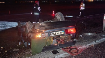 Konya Beyşehir'de yağışlı havada peş peşe meydana gelen 3 kazada 11 kişi yaralandı.