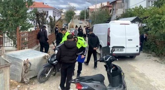 Kütahya Emet'te okul çevresinde kuralsız motosikletler yediemin otoparkına çekildi
