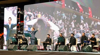 Mersin İl Müftülüğü'nün Naat Güldestesi'nde 63 naatın yer aldığı antoloji tanıtıldı