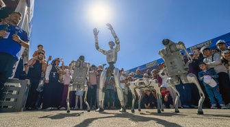 Şanlıurfa'daki TEKNOFEST Güneydoğu'nun son gününde 4 robot gösteri sundu