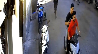 Adana Seyhan'da kadının içinde 2 bin 300 lira olan çantasını gasbeden şüpheli aranıyor