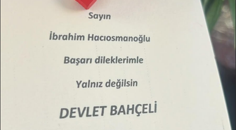 Bahçeli'den TFF Başkanı Hacıosmanoğlu'na çiçek! Notta 'Yalnız değilsin' yazdı