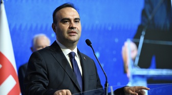 Bakan Kacır, Antalya'daki Uzay Kongresi'nde Türkiye'nin Ay hedefini anlattı