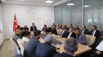Bayburt'ta taşımalı eğitim toplantısında güvenli ulaşım ve saha sorunları ele alındı