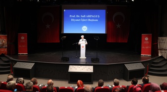 Diyanet Başkanı Arpaguş İstanbul'da din görevlilerine 'Cami ve Sosyal Hayat'ı anlattı