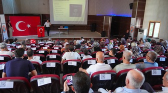 Diyarbakır Silvan'da Aile Akademisi Projesi'yle velilere 21 modüllü eğitim başladı