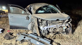 Edirne'de sınıra yakın tarlaya devrilen otomobilde 10 düzensiz göçmen yaralandı