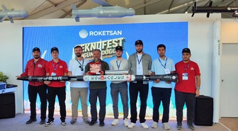 EÜ Ege Eagles Roket Takımı, TEKNOFEST Güneydoğu'da En Güzel Roket Ödülü'nü kazandı