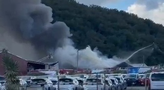 Eyüpsultan'da yediemin otoparkında yangın