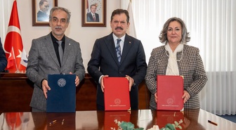 İzmir'de cezaevindeki çocuklar için 'İçeride Umut Var' protokolü imzalandı