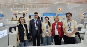 İzmir Katip Çelebi Üniversitesi NeuroLuma Takımı TEKNOFEST'te Türkiye üçüncüsü oldu