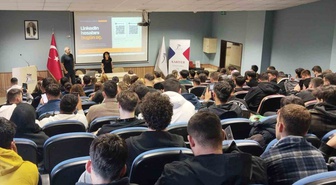 Karabük Üniversitesi yeni öğrencilere çeşitli birimlerde oryantasyon düzenledi