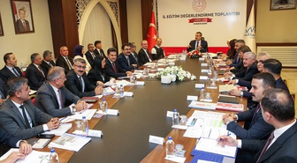 MEB Bakanı Tekin Hakkari'de öğretmen sayısının 4 bin 176'ya ulaştığını belirtti