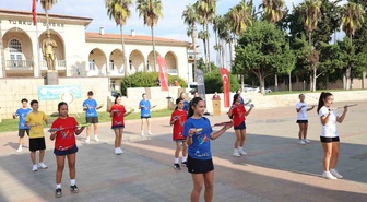 Mersin'de 5-15 Ekim Amatör Spor Haftası, Cumhuriyet Meydanı'nda törenle başladı
