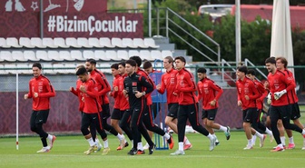 Play-off'u garantileyen Ümit Milli Takımı, Macaristan maçı hazırlıklarını bitirdi