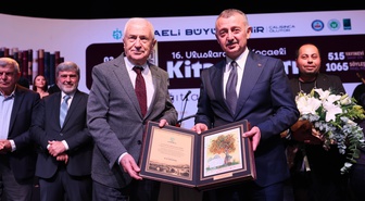 Türkiye’nin en büyük kitap fuarı Kocaeli’de kapılarını açtı