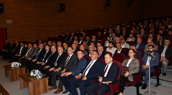 Vezirköprü'de Camiler Haftası'nda Türkiye birincisi Eşmeci teşekkür belgesi aldı