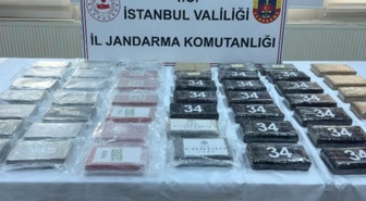 Eyüpsultan'da ihbar üzerine durdurulan araçtan 50 kilo kokain çıktı