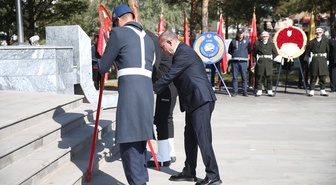 Kars'ta Atatürk'ün gelişinin 102. yılı çelenk ve etkinliklerle kutlandı