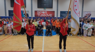 Kırklareli'nde Amatör Spor Haftası töreninde 7 bin 42 sporcu kayıtlı olduğu açıklandı