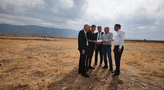 Şırnak Silopi'de Karma OSB alanında jeolojik etüt başladı, Kaymakam Partal inceledi