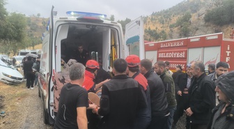 Şırnak Uludere'de Besta mevkisinde devrilen otomobilin sürücüsü yaralandı