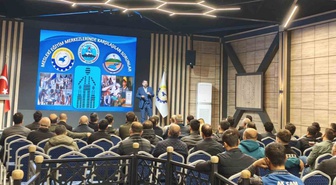 Tatvan'da mesleki eğitim toplantısında işletmelerle eğitim kurumları bir araya geldi