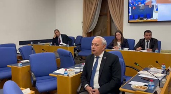 TBMM Genel Kurulu yeter sayı bulunamayınca kapatıldı, YENİ Partililer tepki gösterdi