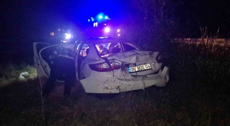 Zonguldak Çaycuma'da otomobil araziye uçtu, kazada 4 kişi yaralandı