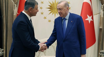 AK Parti rozeti takacak Cemil Tugay'dan ilk sözler: İzmir'i güzel şeyler bekliyor