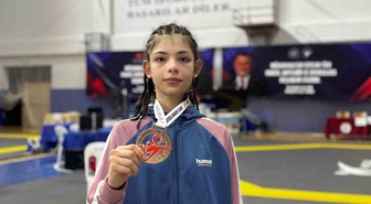 Bilecikli taekwondocu Elçin Berra Tuzsuz, Bükreş'teki Avrupa seçmelerine davet edildi
