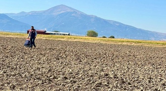 Bolvadin İlçe Tarım ve Orman Müdürlüğü, 2026 verileri için arazileri kontrol ediyor