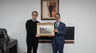 Burak Onur Erdem'in IFCM başkanlığına getirilen ilk Türk müzisyen olduğu belirtildi