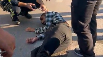 Bursa İnegöl'de özel halk otobüsünün çarptığı yaya hastanede tedaviye alındı.
