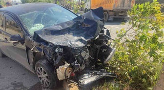 Diyarbakır Silvan'da iki aracın çarpıştığı kazada 2 kişi yaralandı