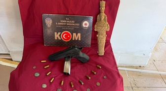 İzmir'de 5 ilçede kaçakçılık operasyonunda 7 şüpheliden 1'i gözaltına alındı
